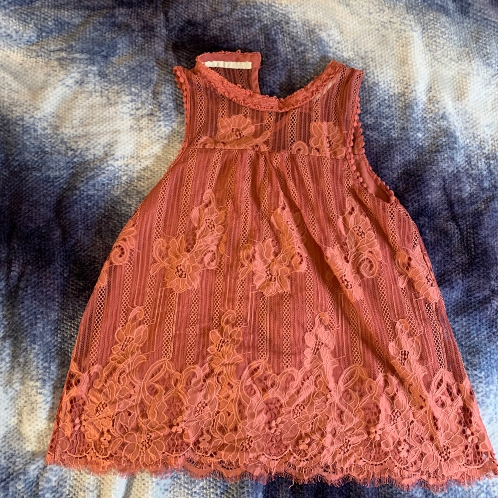 Sleeveless blouse